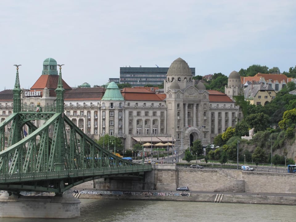City view, River view