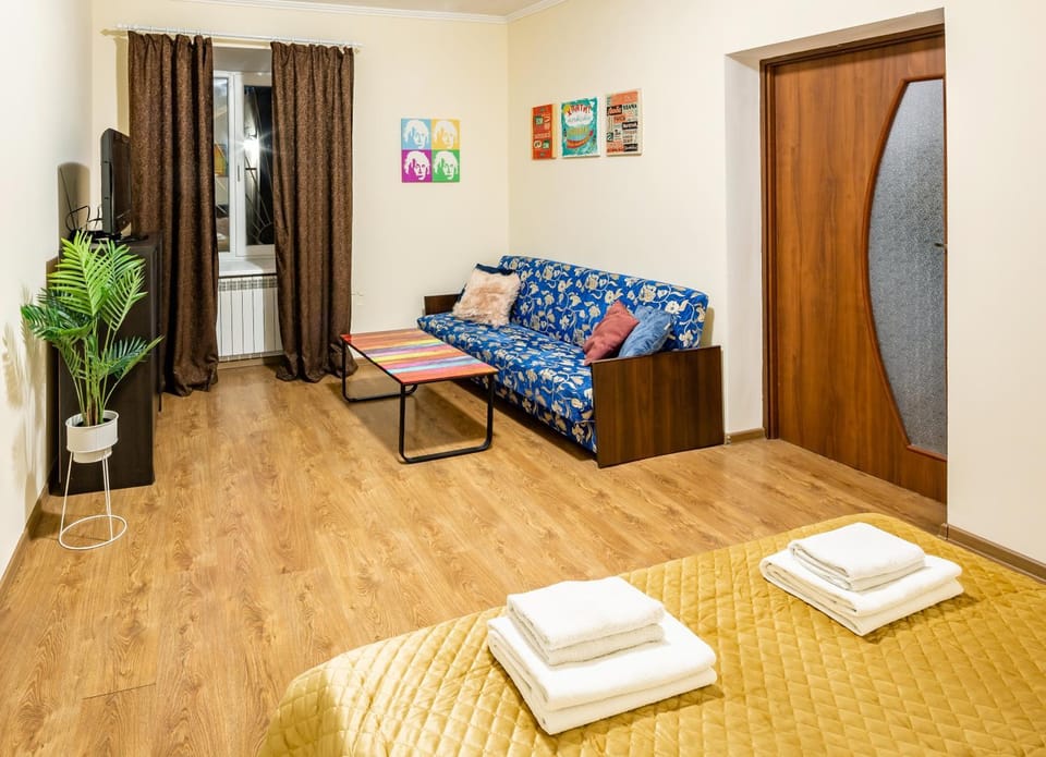3 rooms apartment - Quiet, Central & Peaceful Apartment in Lviv