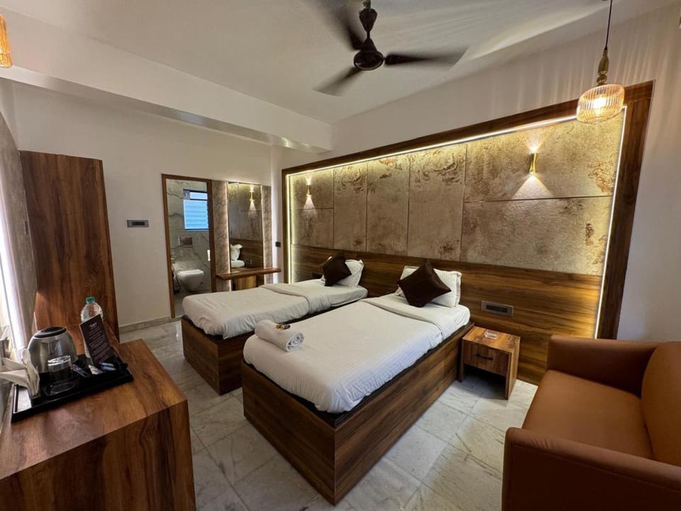 Aster Guest House Bed and Breakfast in Kolkata