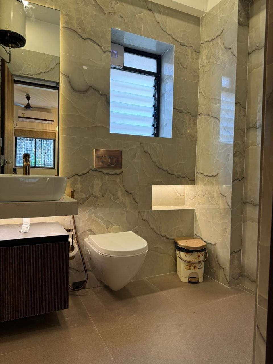 Aster Guest House Bed and Breakfast in Kolkata