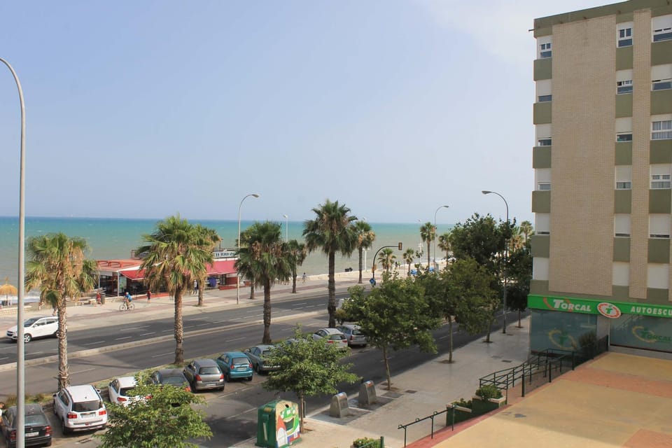 Landmark view, Sea view, Street view