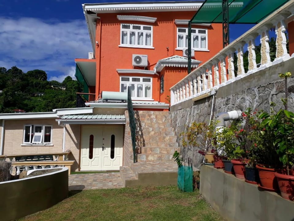 Property building, Balcony/Terrace