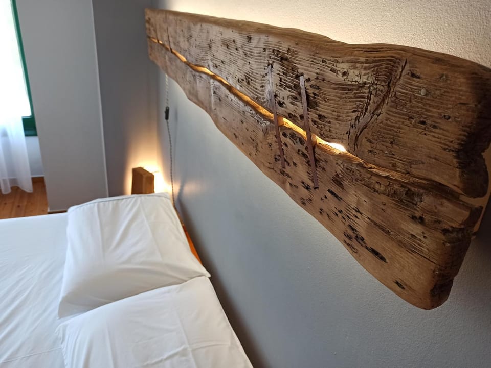 Decorative detail, Bedroom