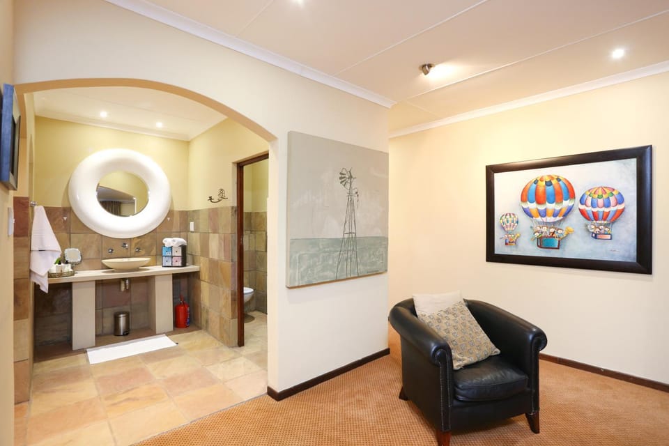 Shangri-La Manor Bed and Breakfast in Western Cape