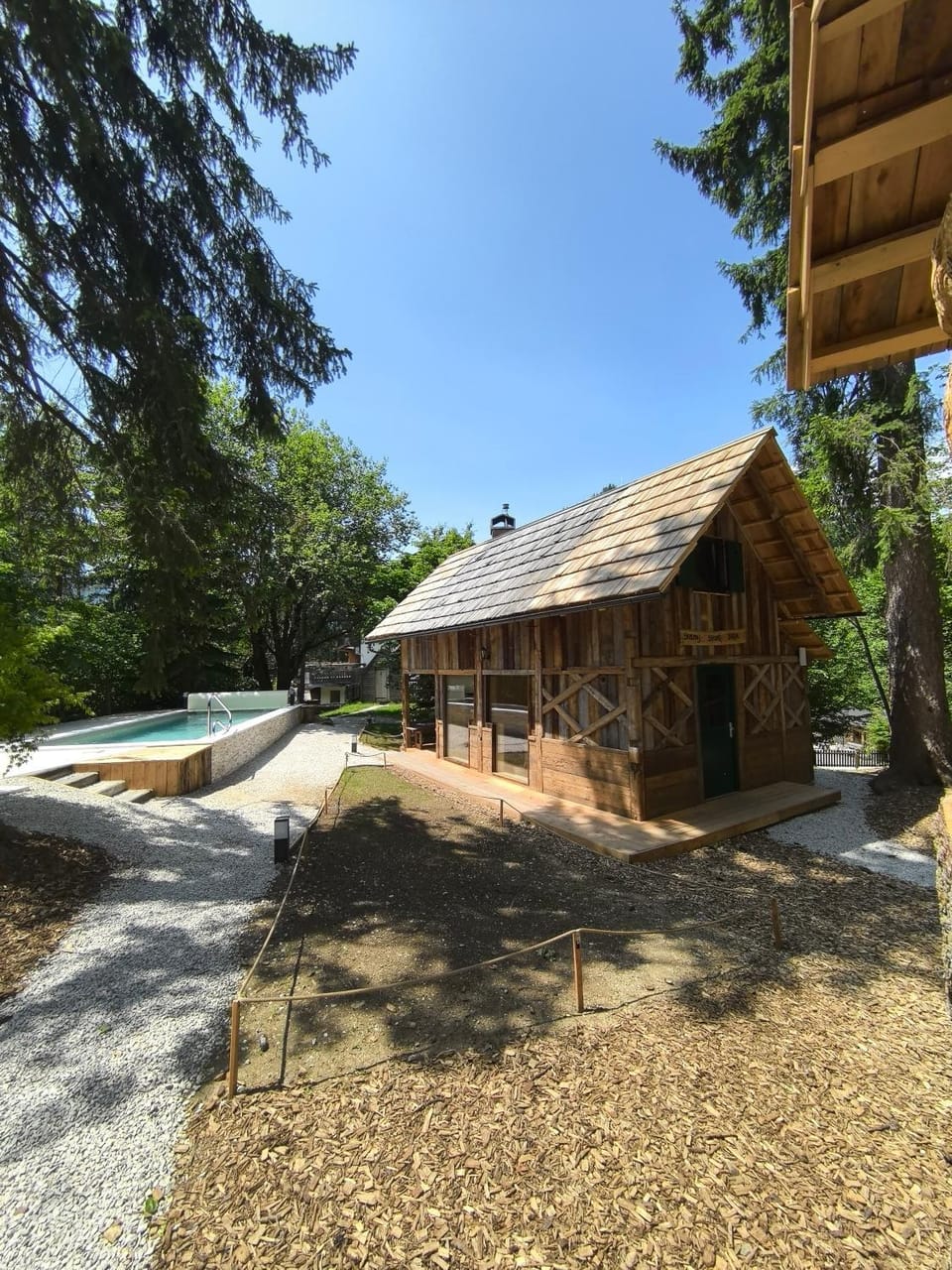 Sauna, Swimming pool