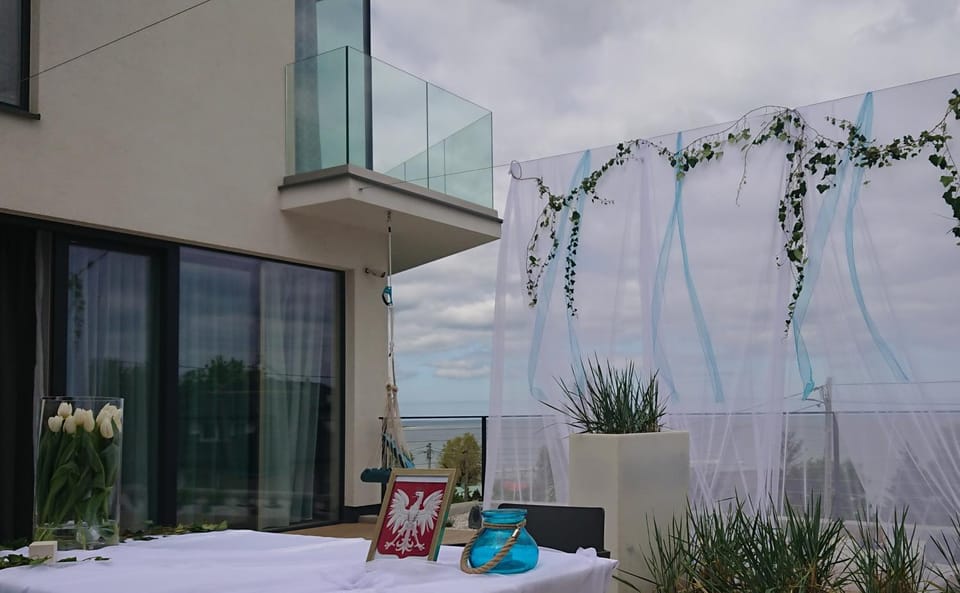 People, Logo/Certificate/Sign, Text overlay, group of guests, Family