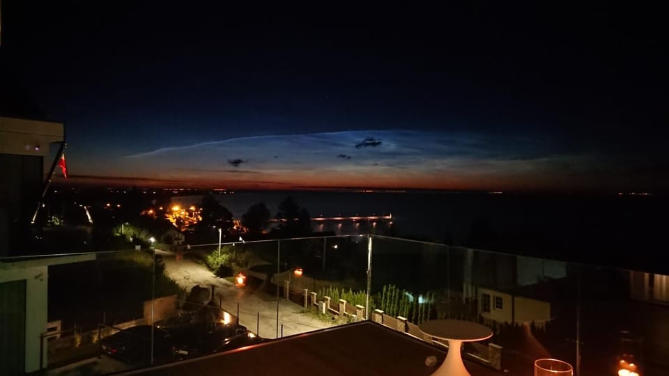 Property building, Night, Balcony/Terrace, Sea view