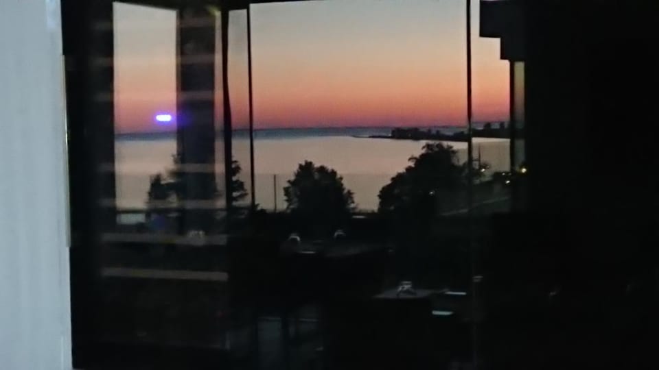 Property building, Balcony/Terrace, Banquet/Function facilities, Sea view, Sunrise