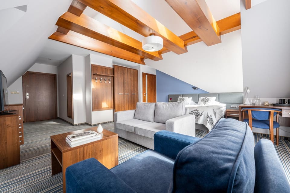 Bed, Seating area, Bedroom, hair dresser, towels