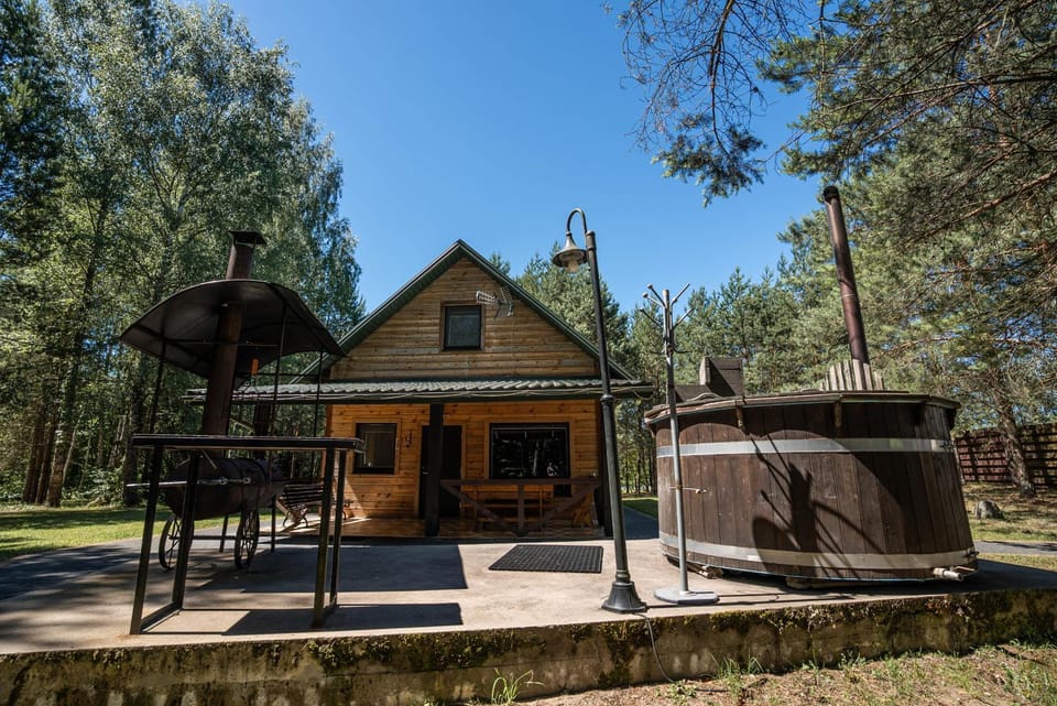 Namelis su pirtele House in Lithuania