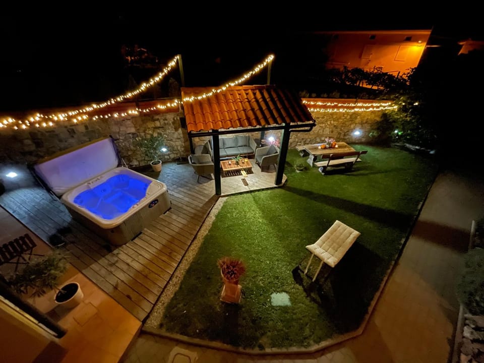 Patio, Night, Hot Tub, Evening entertainment