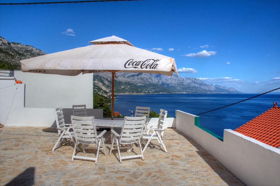 Balcony/Terrace, Mountain view, Sea view