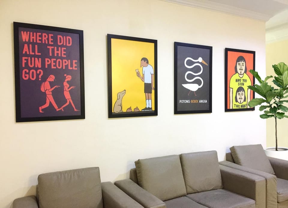 Communal lounge/ TV room