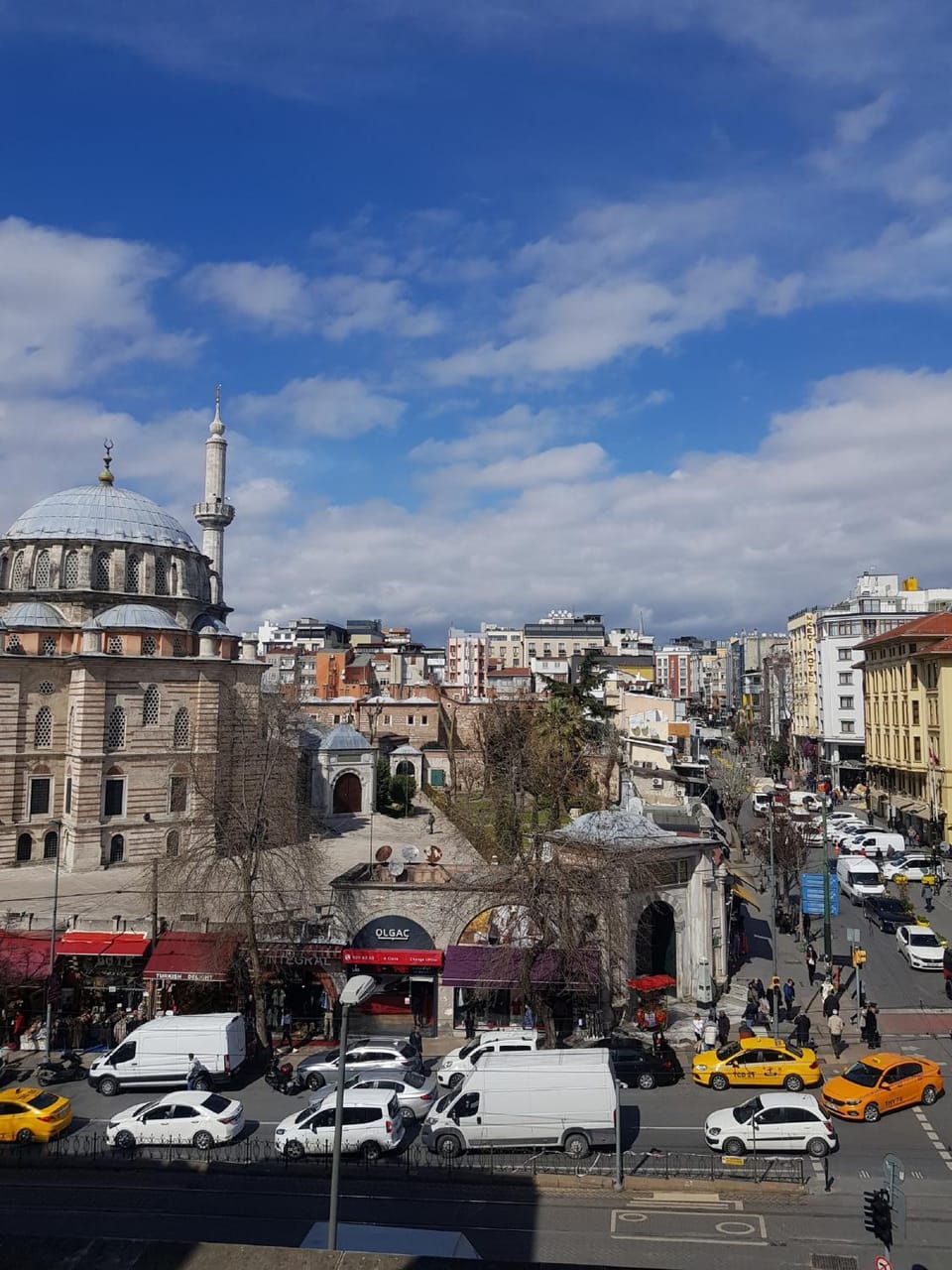 Nearby landmark, View (from property/room), Street view