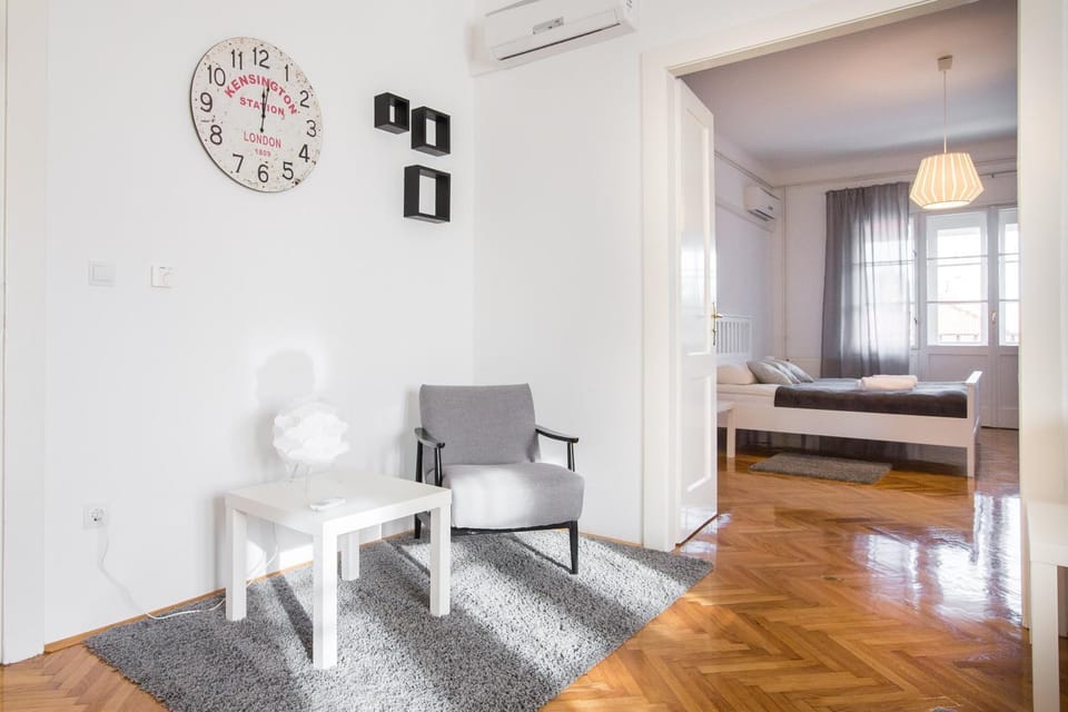 Living room, Seating area, Bedroom