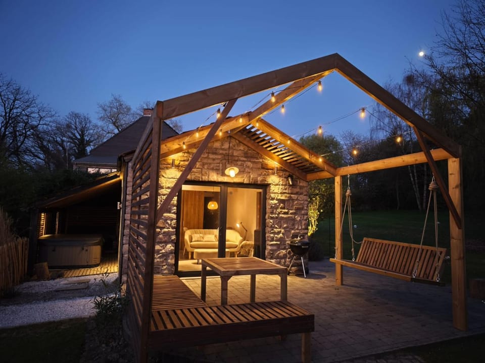 Out & LODGE Les Spirous House in Belgium