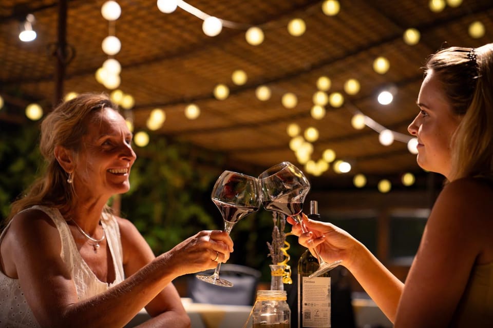Balcony/Terrace, Guests, Drinks, Alcoholic drinks
