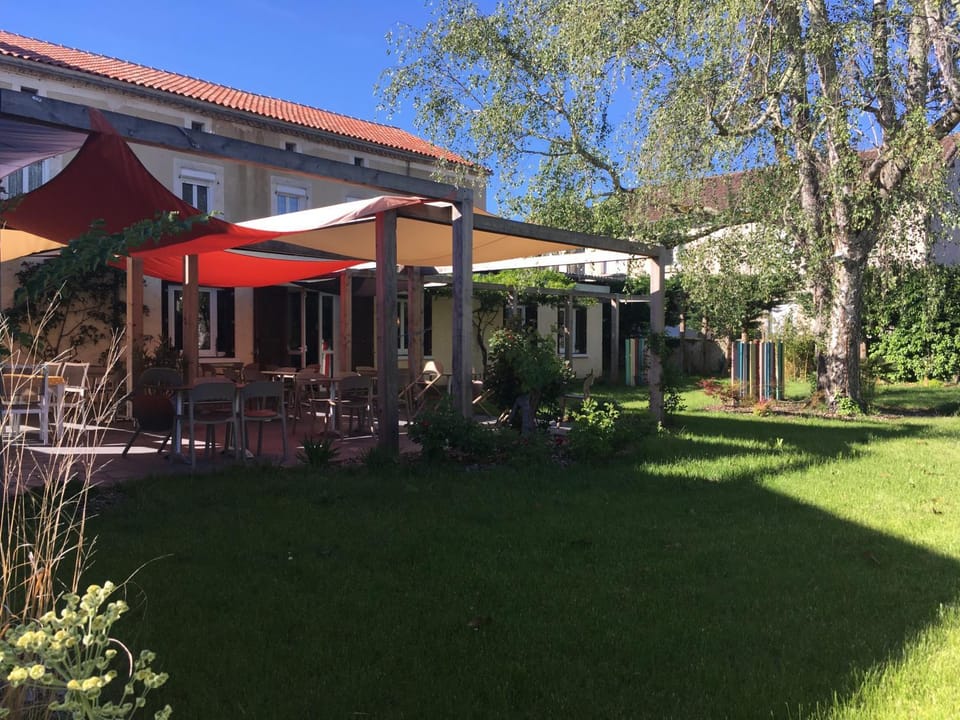 Hotel du parc Hotel in Occitanie