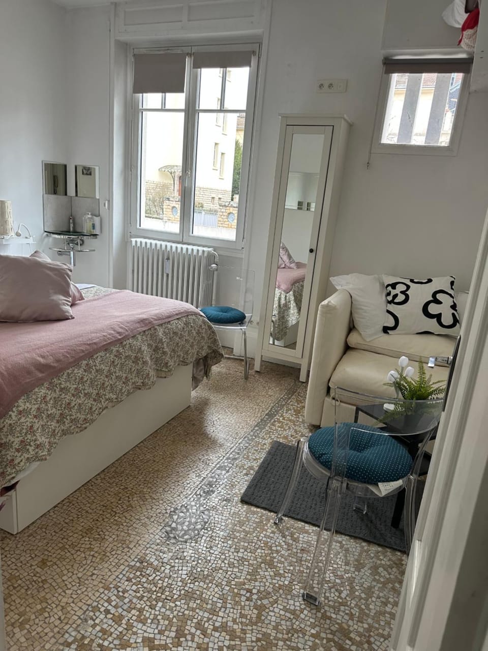 IDÉAL ART DÉCO compris un parking privé sécurisé Darcy Liberté centre Gare-Ville Apartment in Dijon