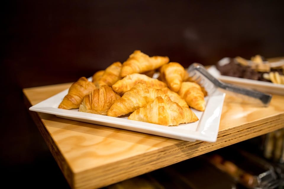 Breakfast, Buffet breakfast