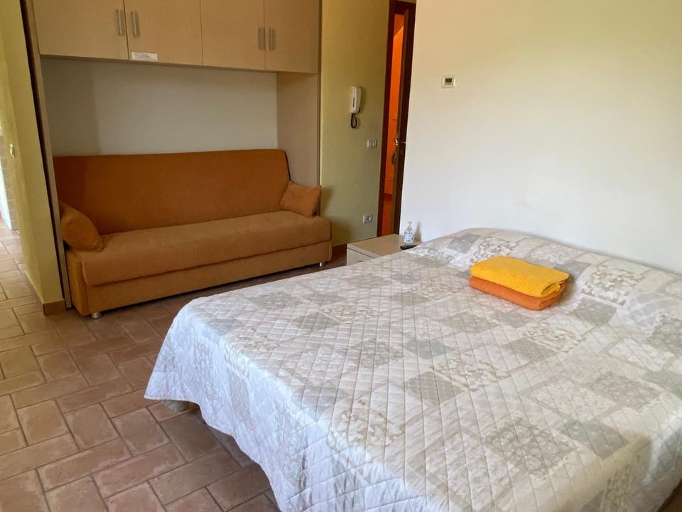 Mini Appartamenti Nonna Nella Apartment in Province of Massa and Carrara