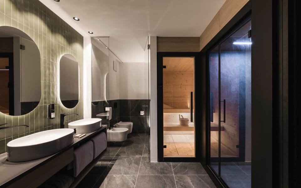 Shower, Sauna, Bathroom