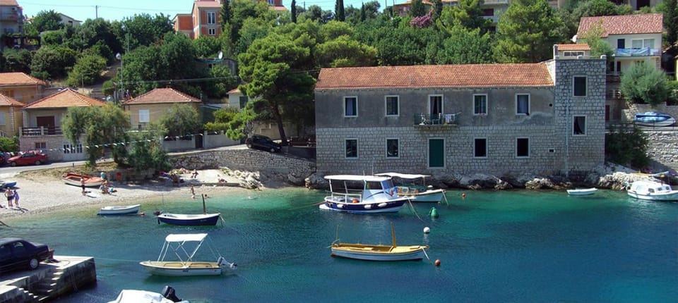 Off site, Day, Neighbourhood, Natural landscape, Summer, Beach, Sea view