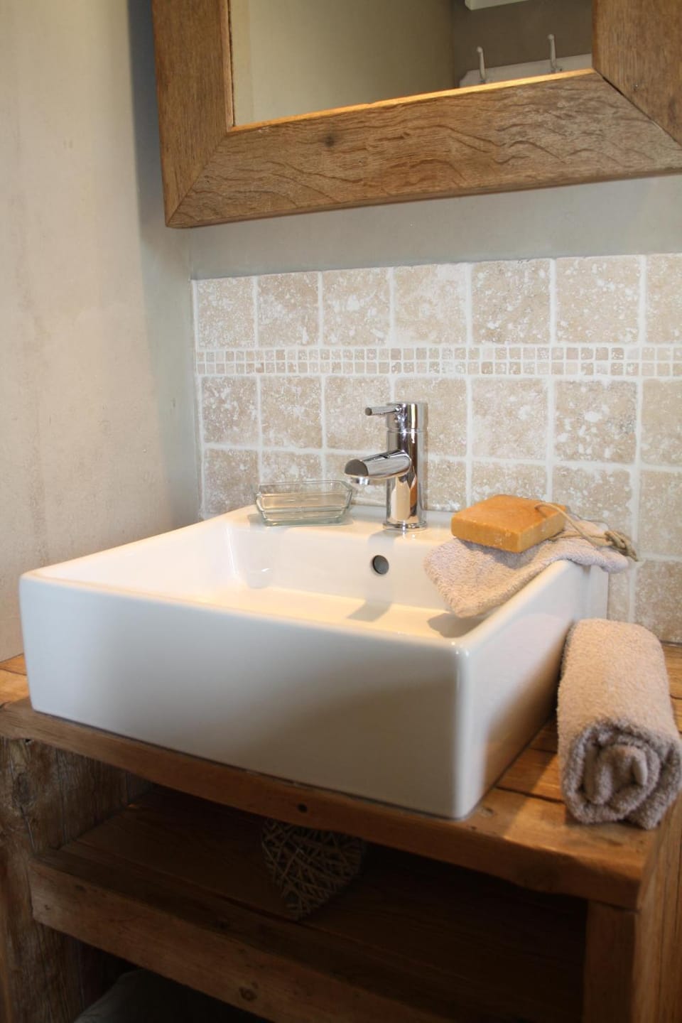 Bathroom, Other, Decorative detail