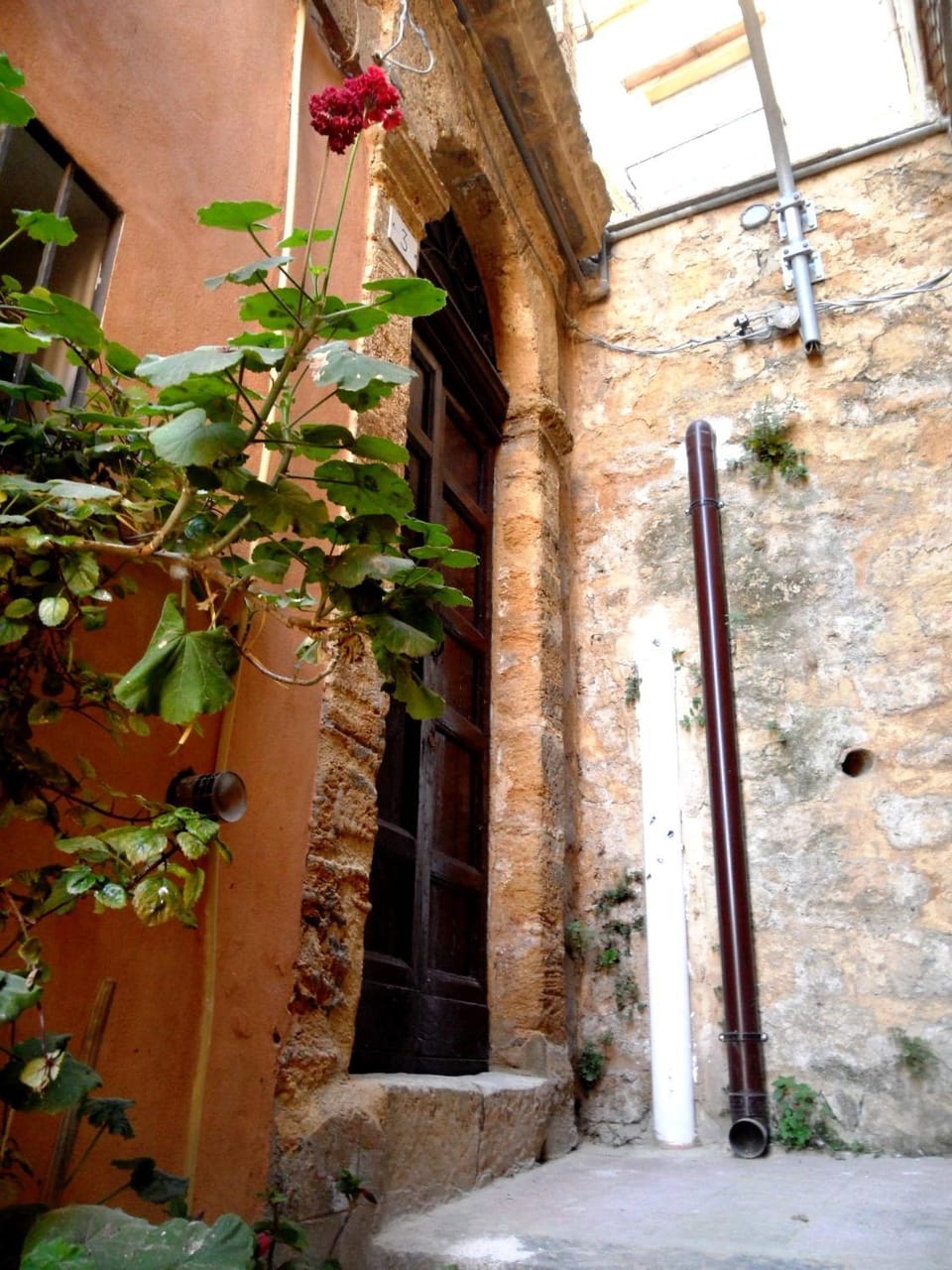 Property building, Facade/entrance