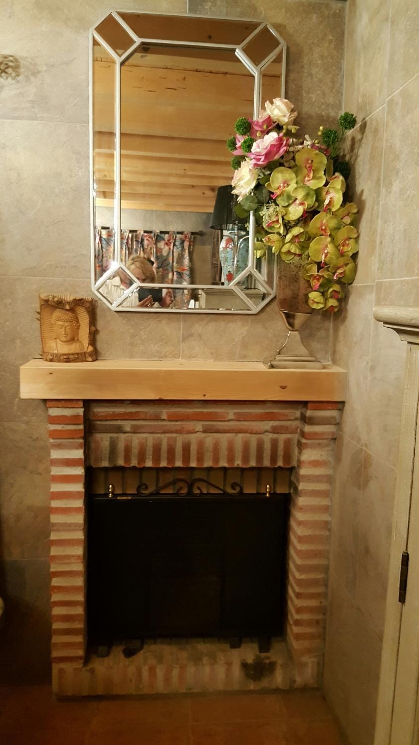 Decorative detail, Decorative detail, Area and facilities