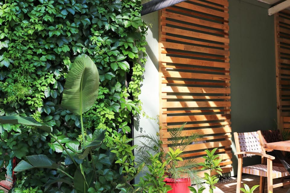 Restaurant/places to eat, Decorative detail