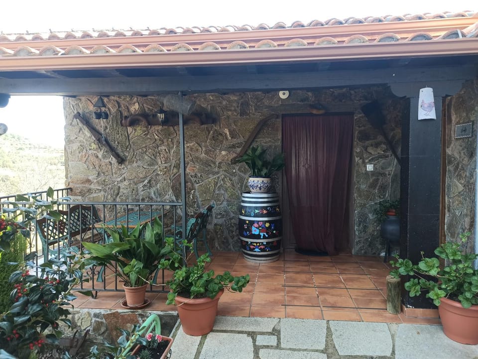 Property building, Patio, Day