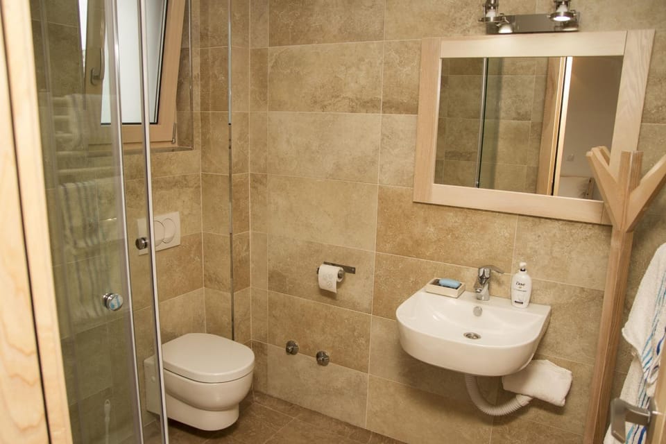 Shower, Toilet, Bathroom