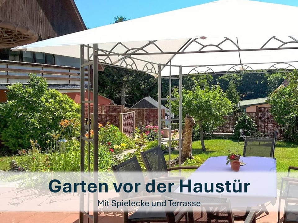 Garden, Balcony/Terrace, Garden view