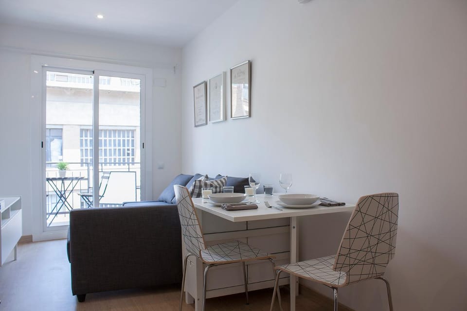 Living room, Seating area, Dining area