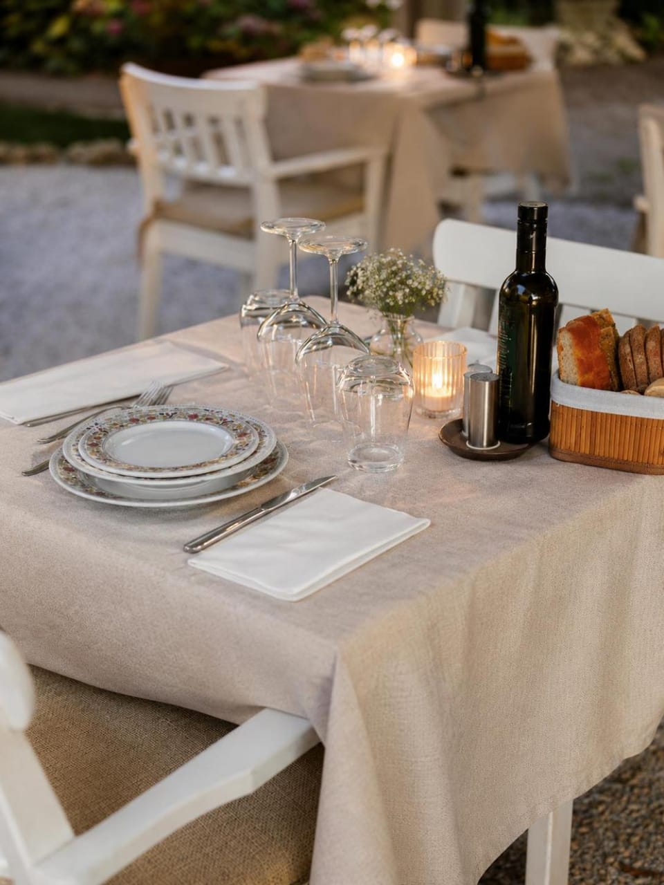 Dining area, Food, Dinner, Drinks