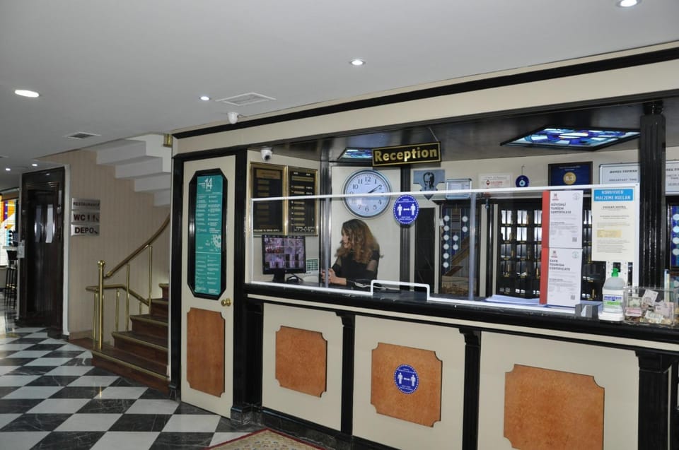 Lounge or bar