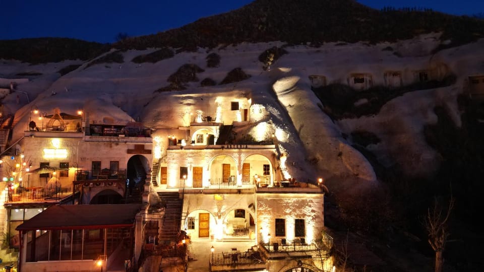 Nearby landmark, Night, Natural landscape, Mountain view