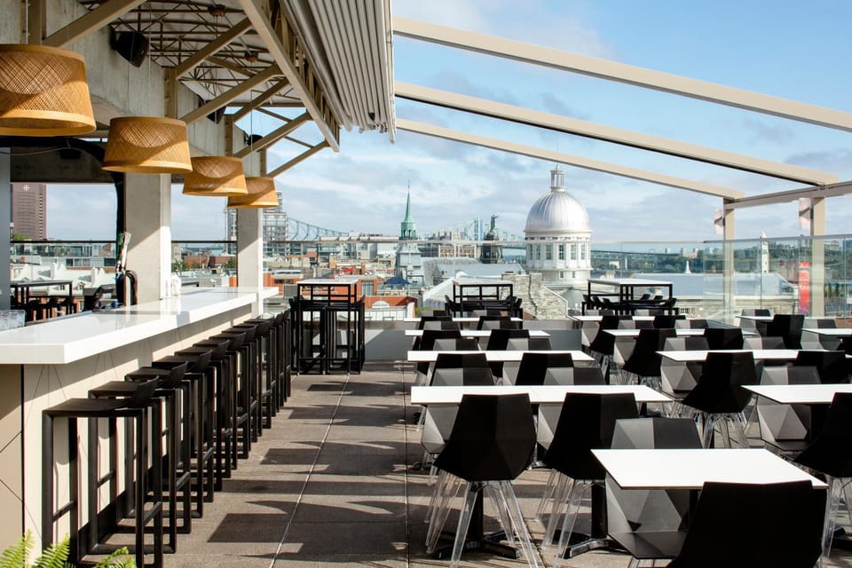Patio, Restaurant/places to eat, Restaurant/places to eat, Lounge or bar, City view
