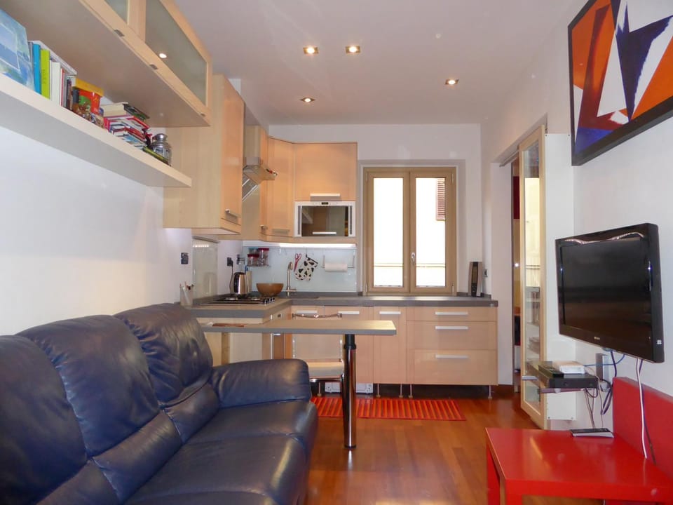 TV and multimedia, Kitchen or kitchenette, Dining area
