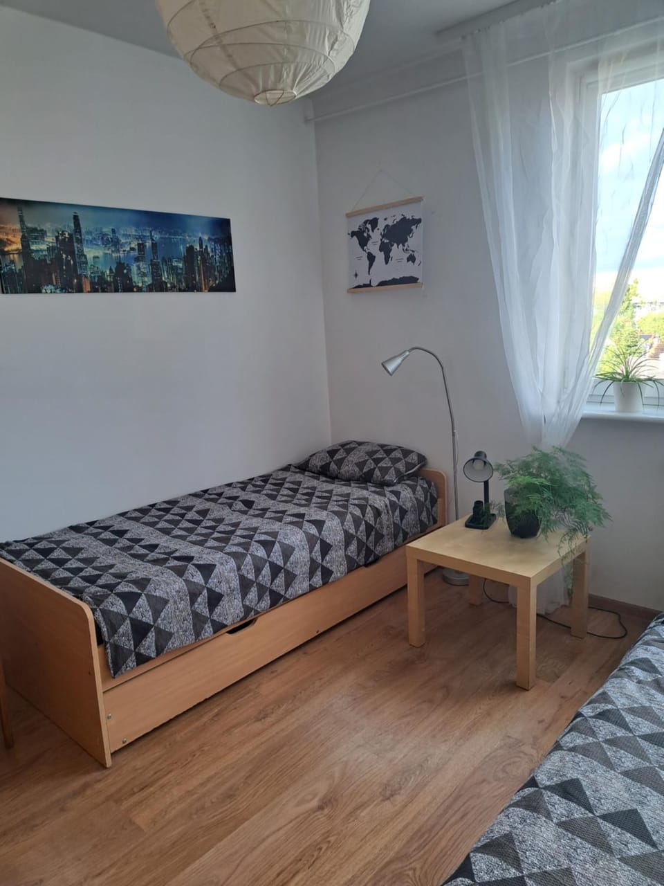 Photo of the whole room, Bedroom