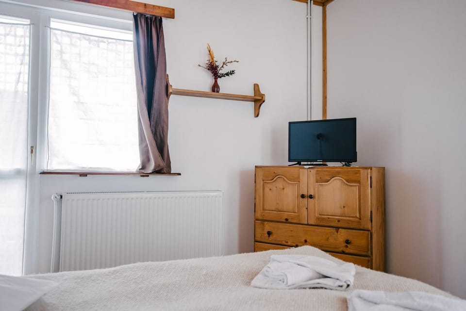 Silver Villa Bed and Breakfast in Brașov County