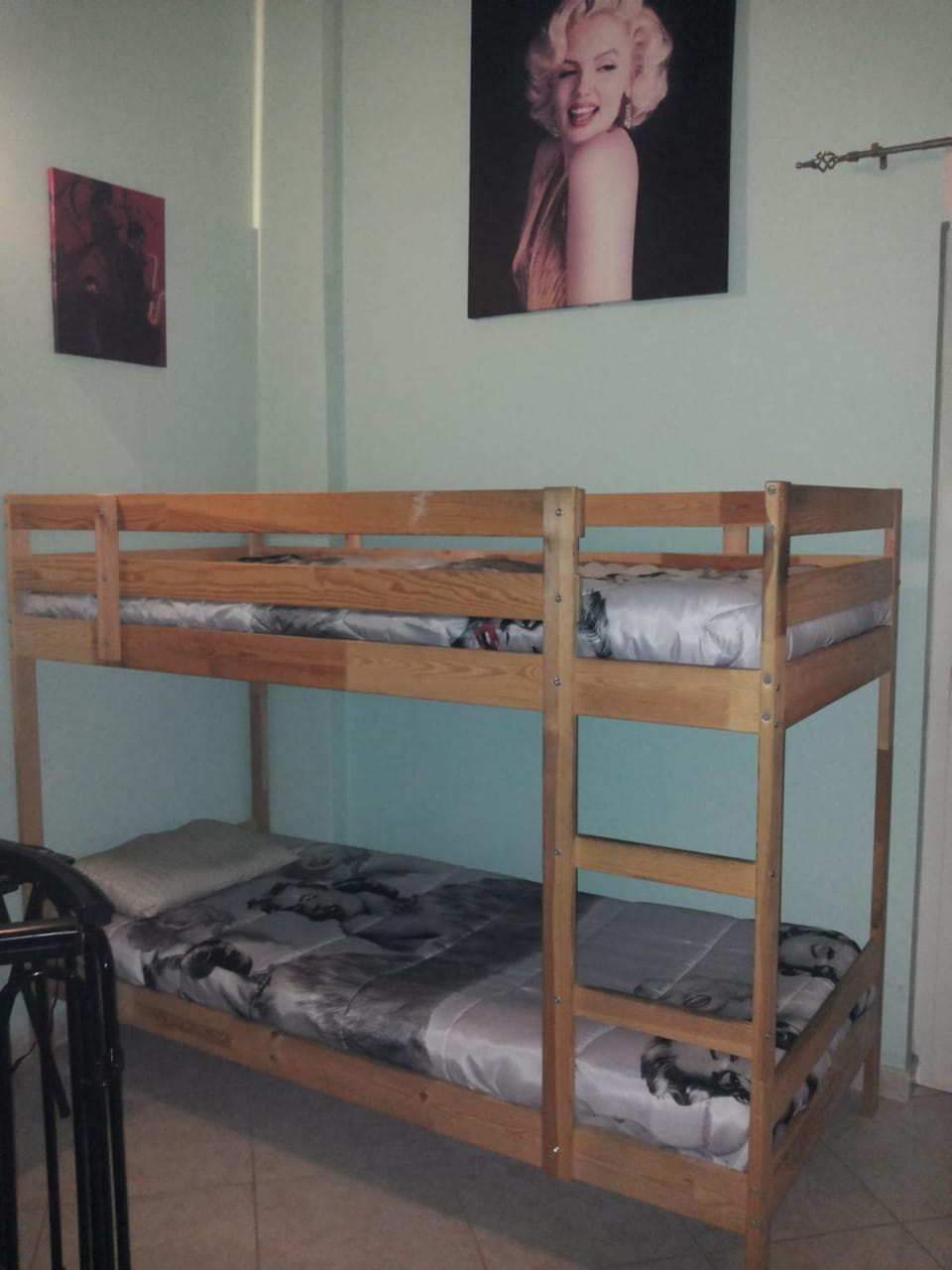bunk bed