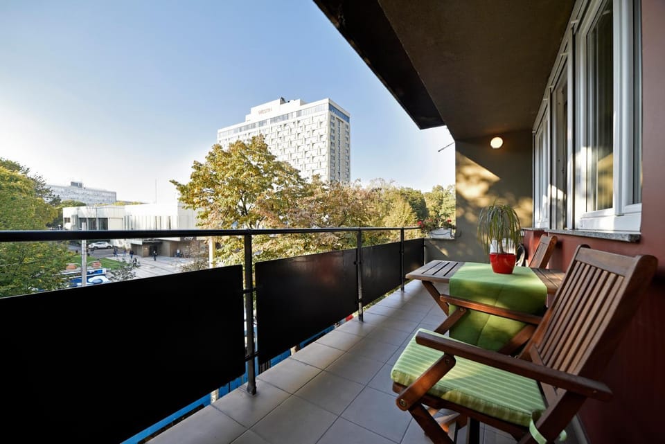 Balcony/Terrace, Decorative detail
