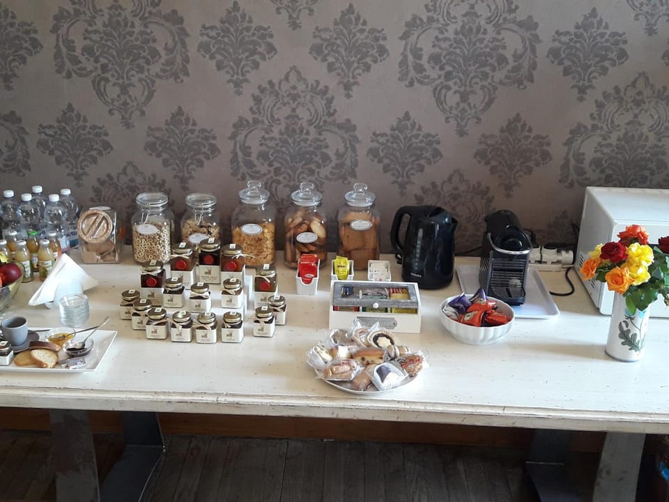 Breakfast, Buffet breakfast, Italian breakfast