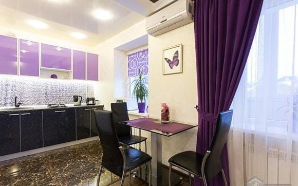 Kharkiv Center Apartment on Hoholya Str, Poetry square Apartment in Kharkiv