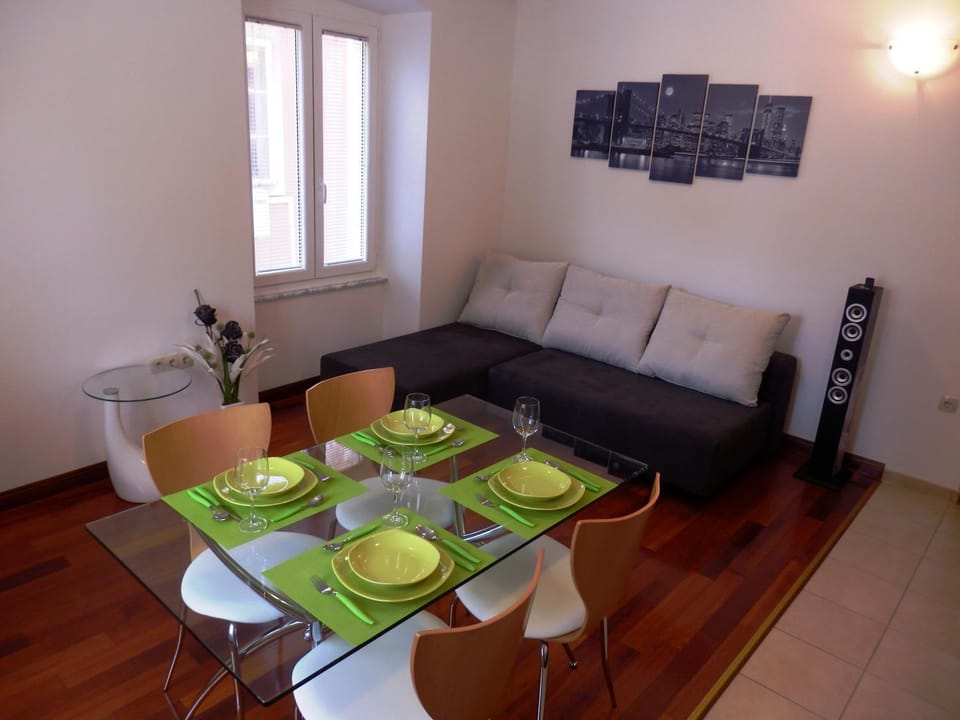 Living room, Other, Photo of the whole room
