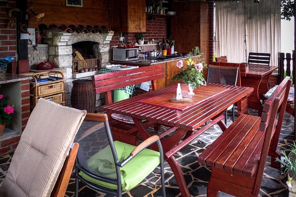 Communal lounge/ TV room, Communal kitchen