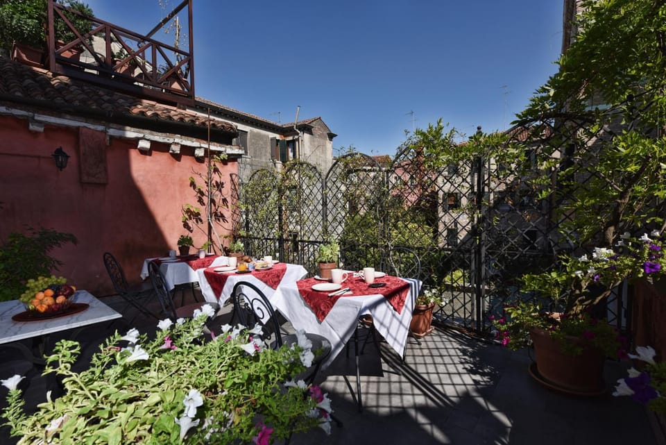 Food and drinks, Italian breakfast