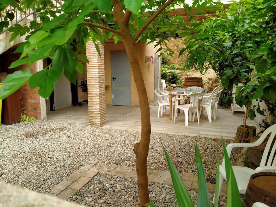 Cal Camilo House in Baix Camp